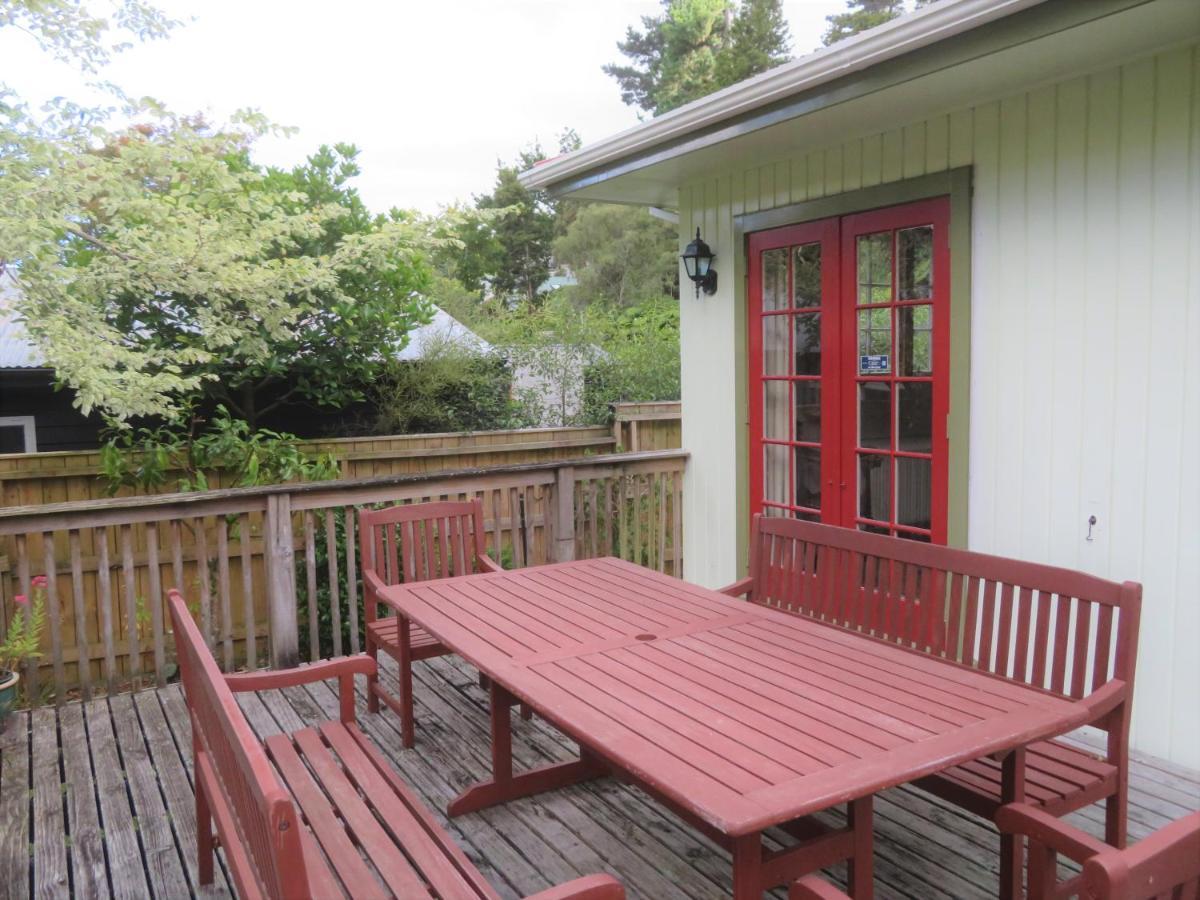 Twin Totara Cottage Upper Hutt Dış mekan fotoğraf